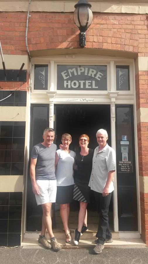 The Empire Hotel Deloraine Extérieur photo